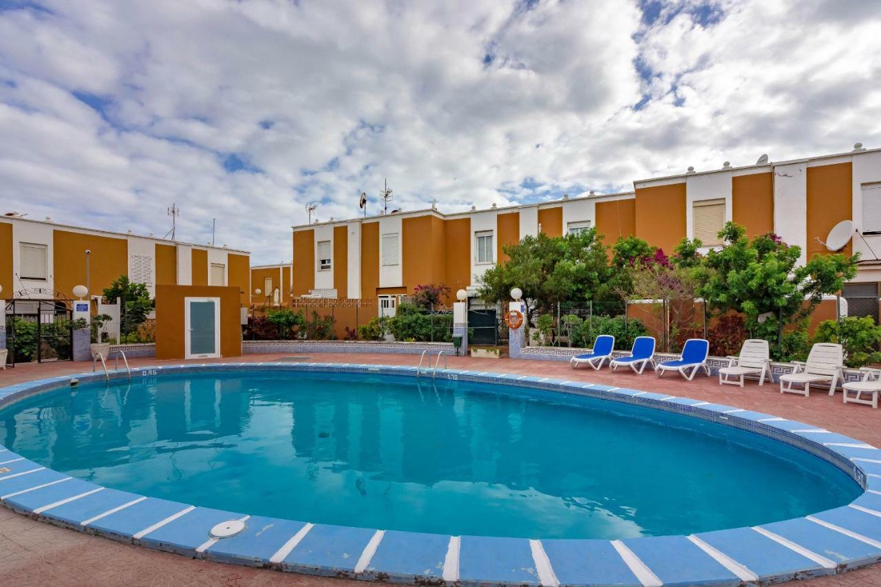 Beautiful 2-Bed Townhouse Near La Tejita Beach/El Medano! Kültér fotó