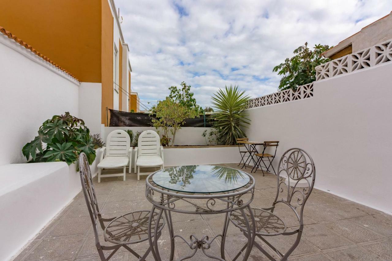 Beautiful 2-Bed Townhouse Near La Tejita Beach/El Medano! Kültér fotó