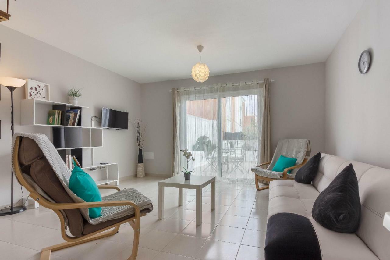 Beautiful 2-Bed Townhouse Near La Tejita Beach/El Medano! Kültér fotó